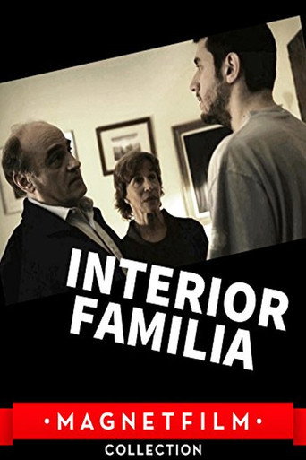 Interior. Familia movie poster