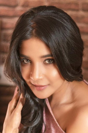 Sakshi Agarwal portrait