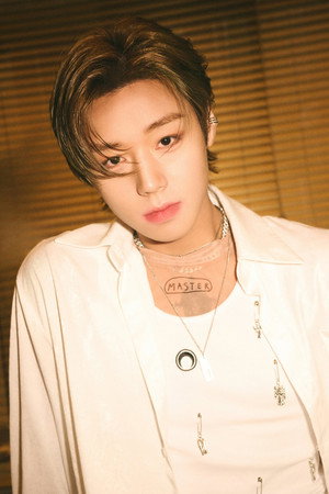 Park Ji-hoon portrait