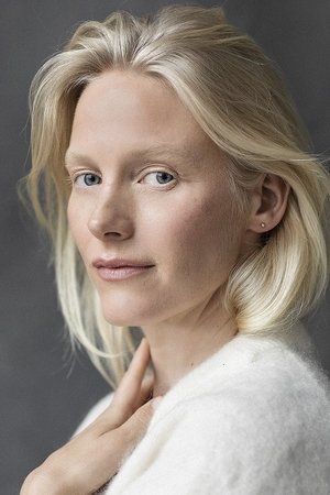 Laura Birn portrait
