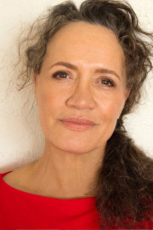 Rena Owen portrait