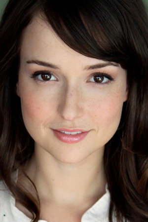 Milana Vayntrub portrait