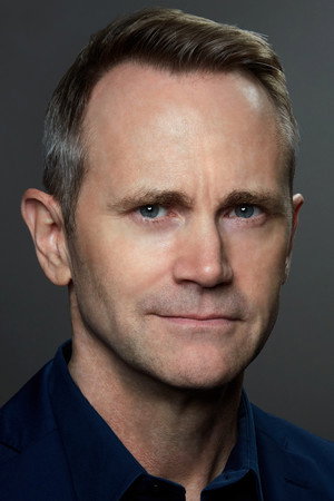 Lee Tergesen portrait