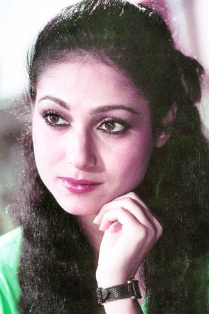 Tina Munim portrait