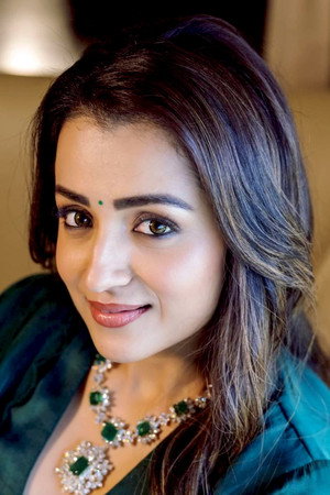 Trisha Krishnan portrait