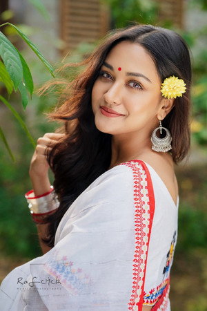 Anika Benty Kamal Aaira portrait