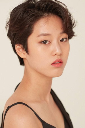 Lee Yeon portrait