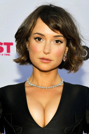 Milana Vayntrub portrait