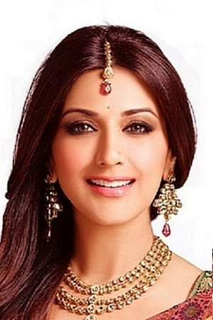 Sonali Bendre portrait