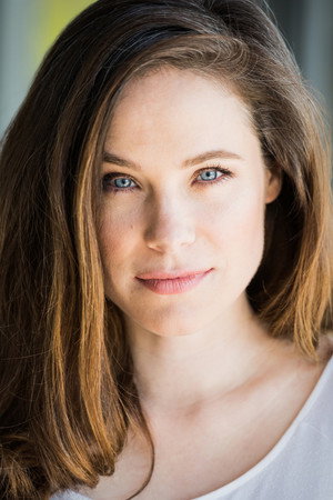 Caroline Dhavernas portrait