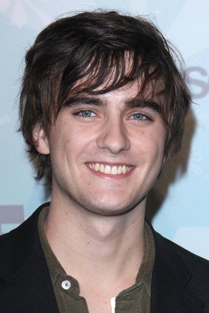 Landon Liboiron portrait