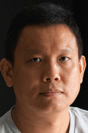Sakda Kaewbuadee portrait