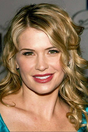 Kristy Swanson portrait