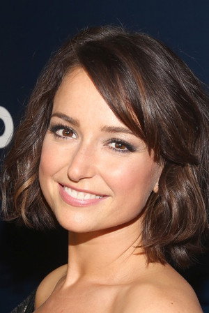 Milana Vayntrub portrait