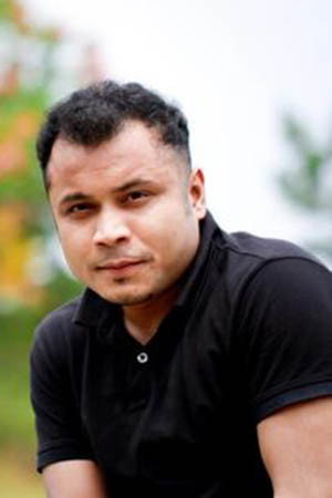 Mishu Sabbir portrait