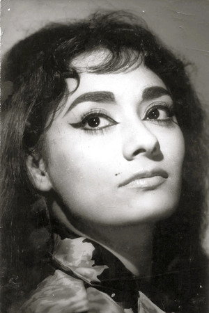 Faryal portrait