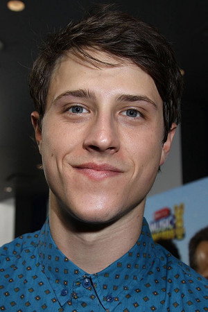 Shane Harper portrait