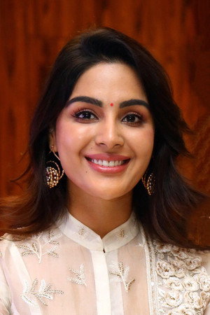 Samyuktha portrait