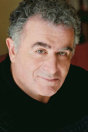 Saul Rubinek portrait